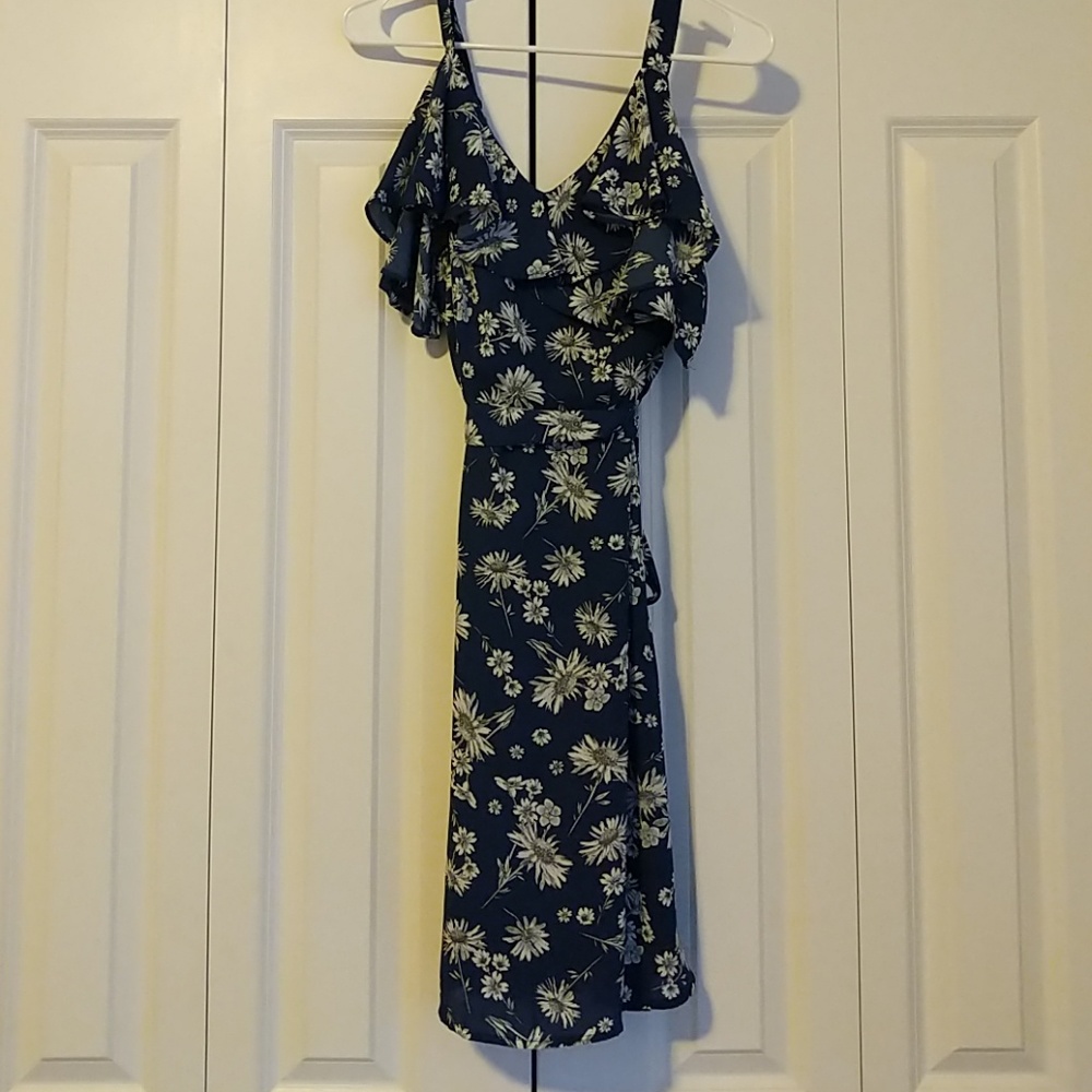 Blue and white floral cold shoulder dress